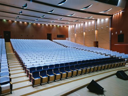 长沙开福区青竹湖外国语学院